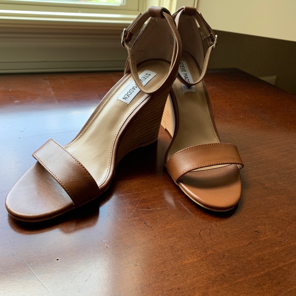 Steve Madden Wedge Sandals NWOT